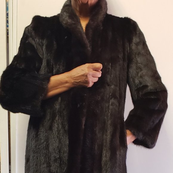 Fur Coat - Picture 2 of 8